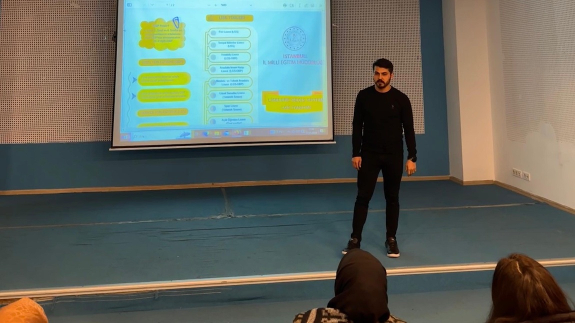 'Üst Öğrenime Geçiş Süreci ve Lise Tanıtım' Konulu Veli Semineri